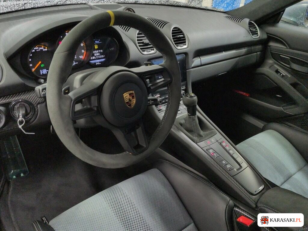 2025 Porsche 718 Spyder 5