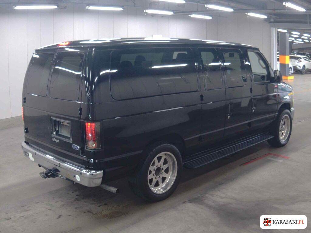 2013 Ford E-150 4