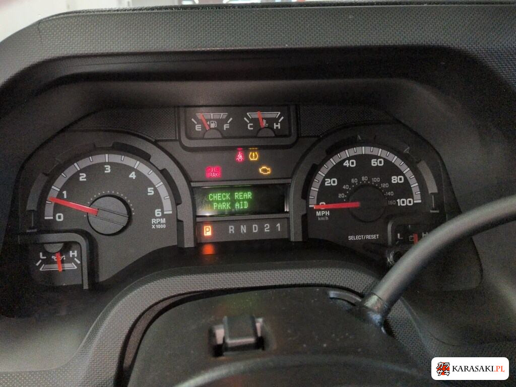 2013 Ford E-150 6