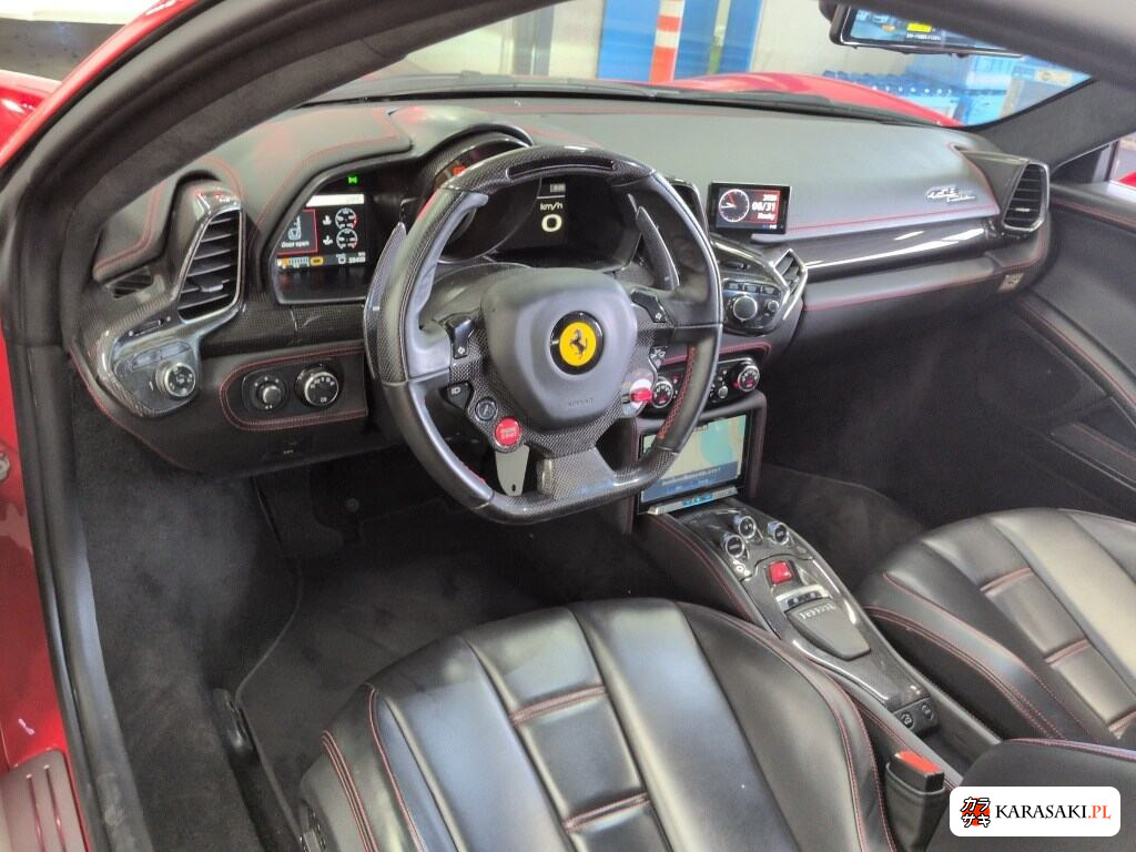 2011 Ferrari 458 Italia Base Grade 5