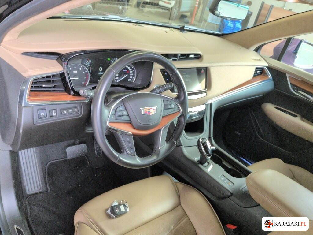 2018 Cadillac XT5 Crossover 4WD Platinum 5