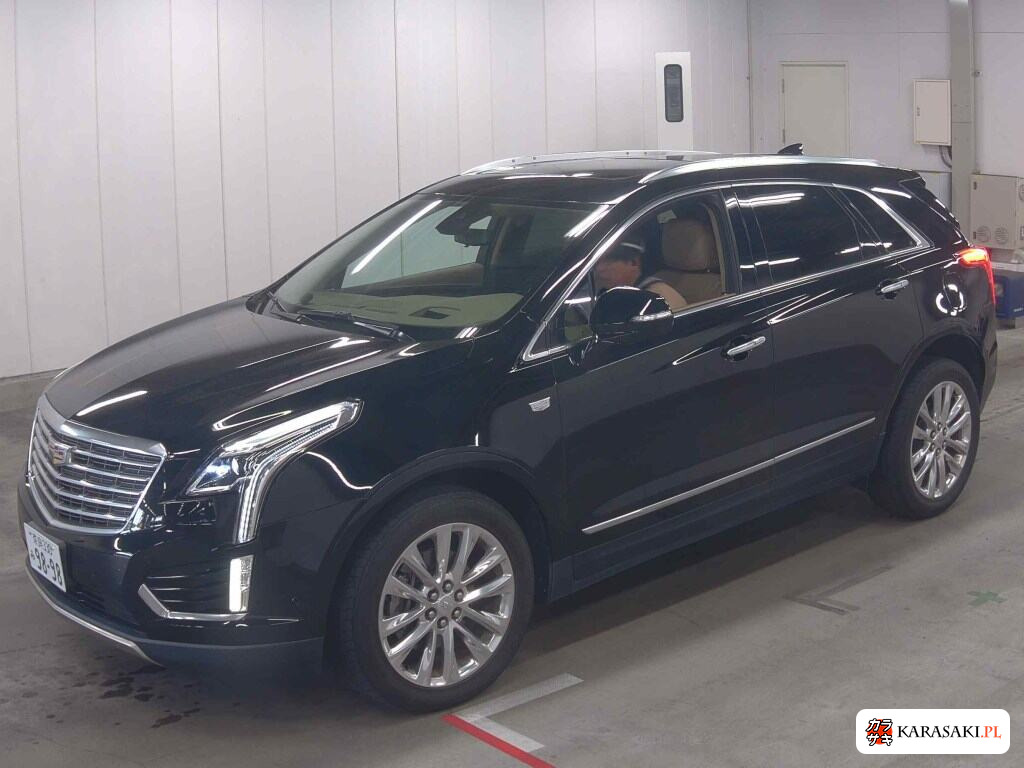 2018 Cadillac XT5 Crossover 4WD Platinum 3