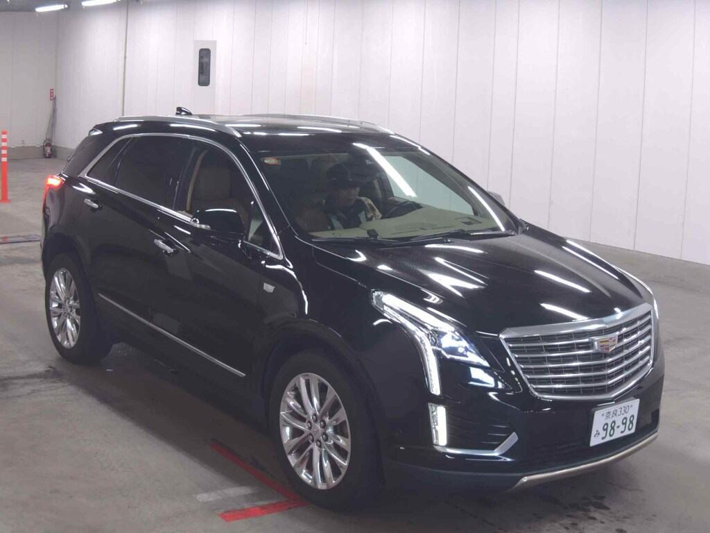 Cadillac XT5 Crossover 2018 z aukcji japońskiej