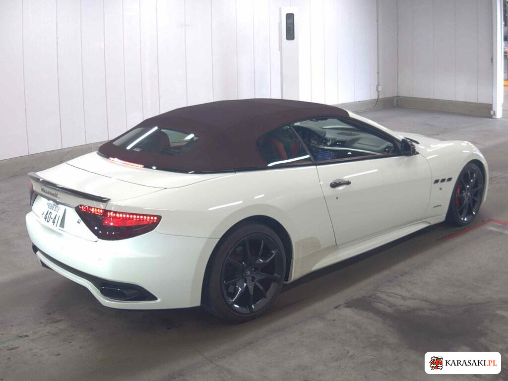 2014 Maserati Grancabrio Sports 4
