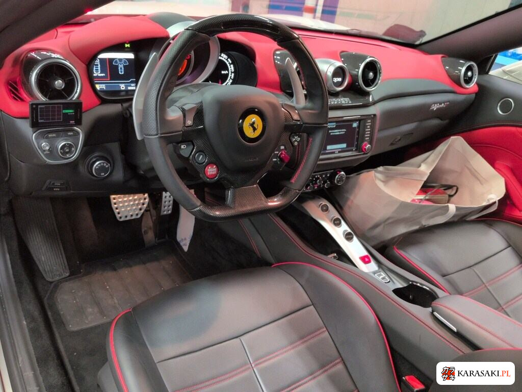2017 Ferrari California T 5