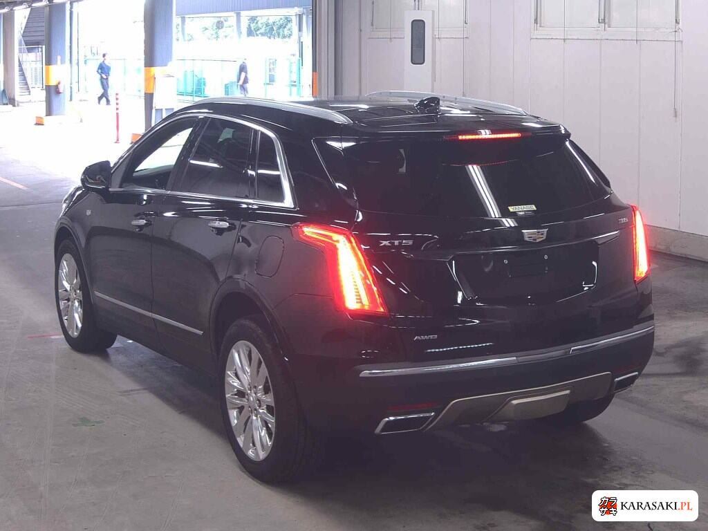 2019 Cadillac XT5 Crossover 4WD Sport Edition 2