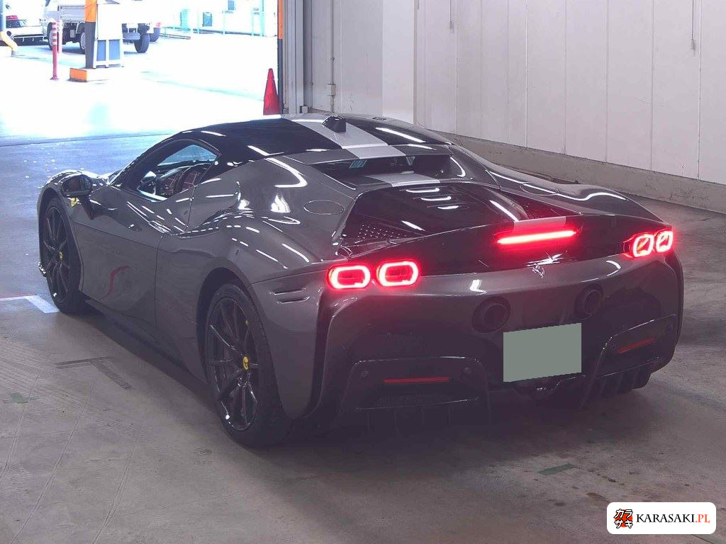 2022 Ferrari SF90 Stradale 4WD 2