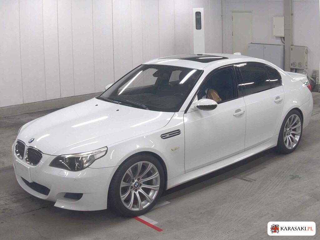 2007 BMW M5 4D 3