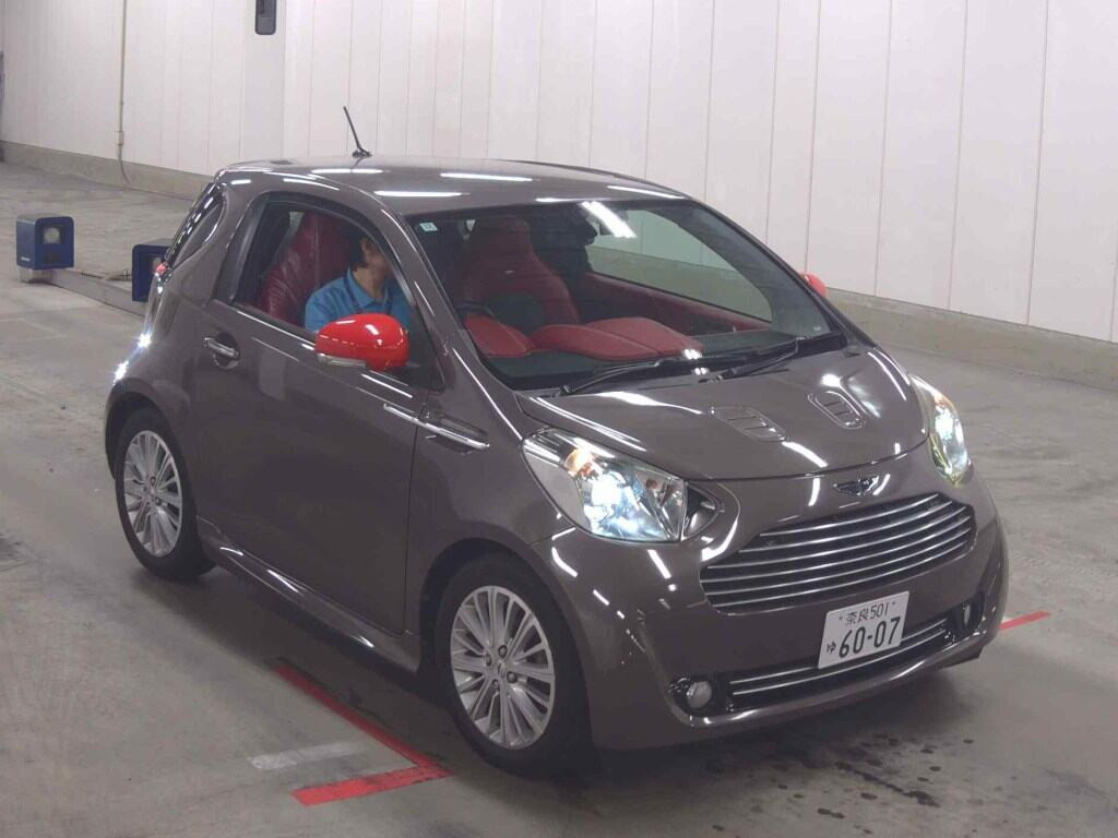 Aston Martin Cygnet 2012 z aukcji japońskiej