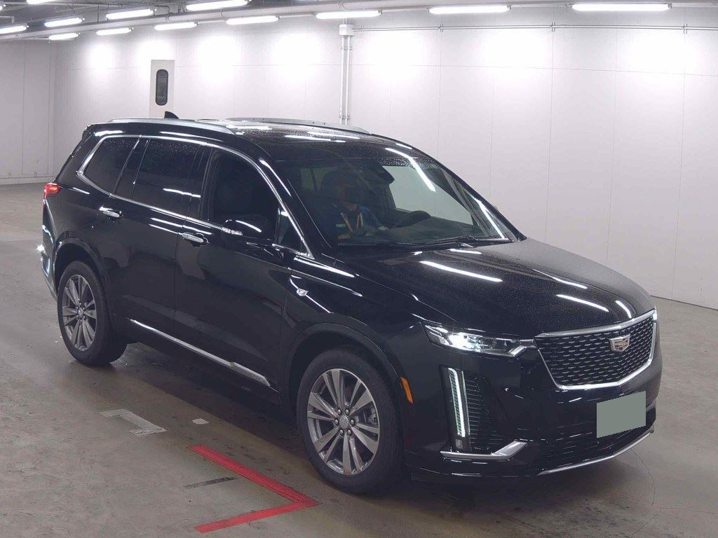 Cadillac XT6 z aukcji japońskiej