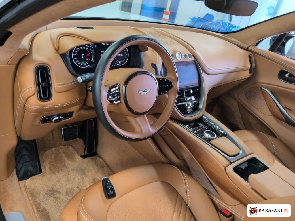 2022 Aston Martin DBX 4WD Base Grade 5