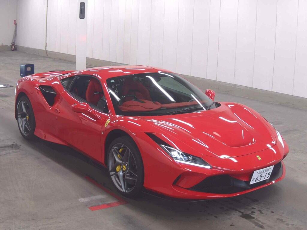Ferrari F8 Tributo 2021 z aukcji japońskiej