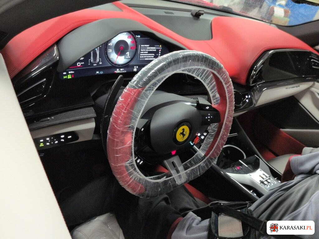 2025 Ferrari Purosangue 4WD Base Grade 5