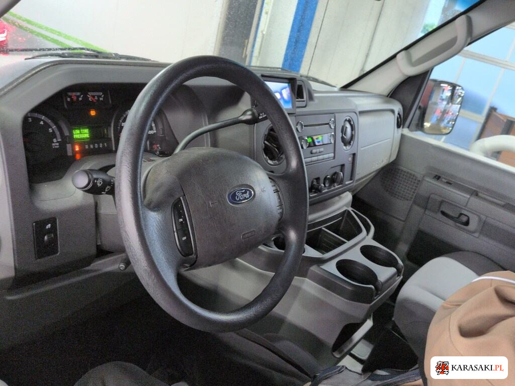 2016 Ford Econoline 5