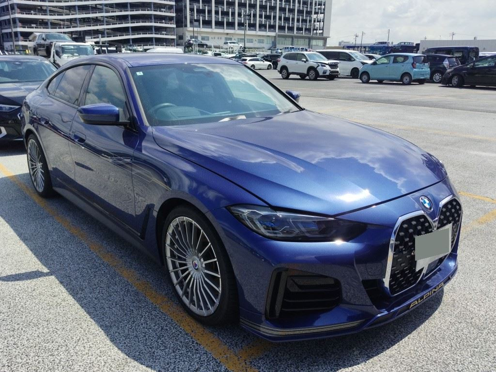 BMW Alpina D4 2023 z aukcji japońskiej