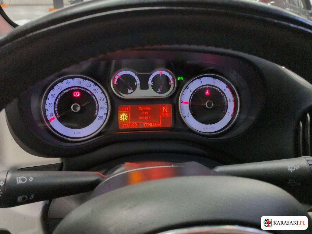 2014 Fiat 500L Trekking 6