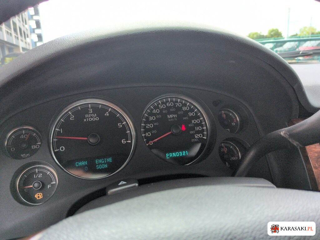 2011 Chevrolet Avalanche 4D 4WD LTZ 6