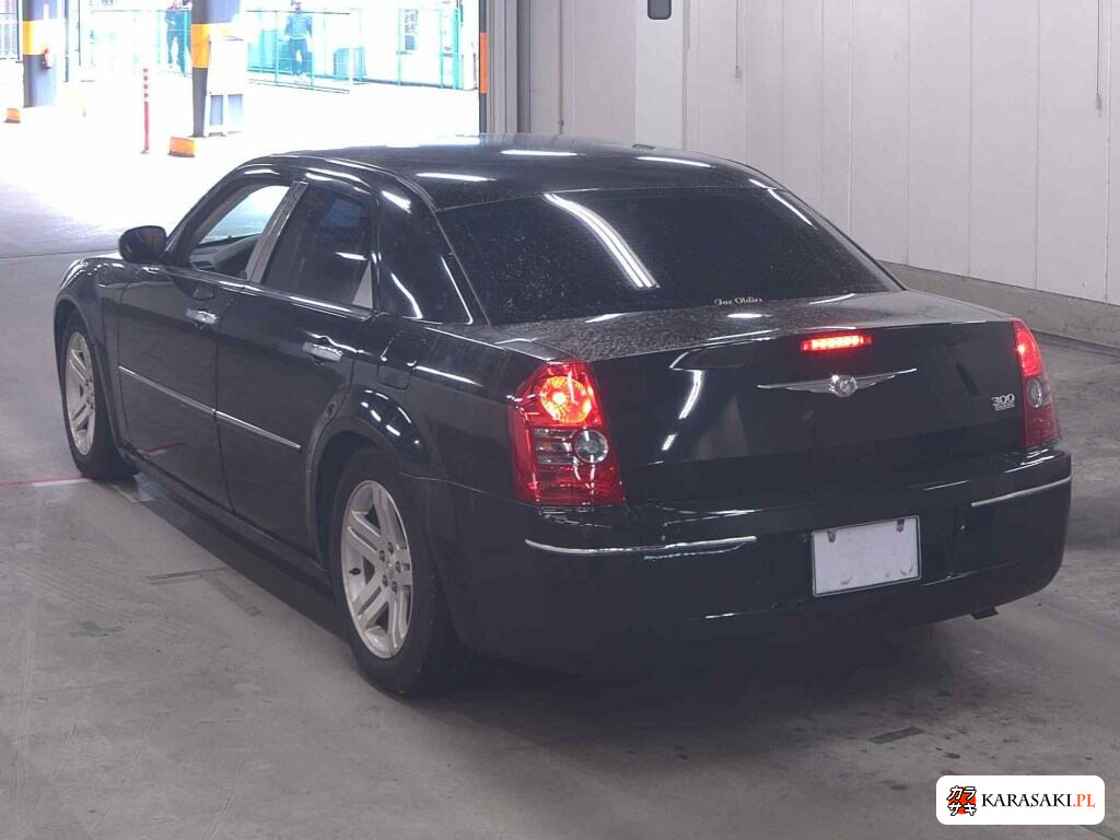 2012 Chrysler 300C 2