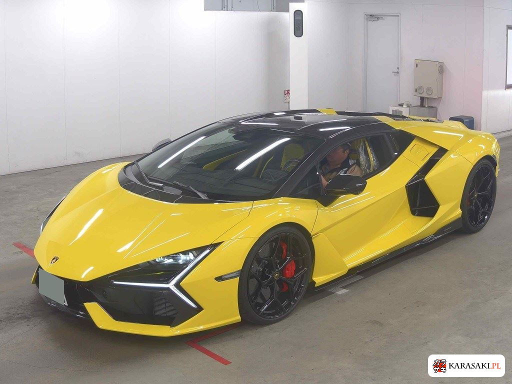 Lamborghini Revuelto 2025 z aukcji japońskiej