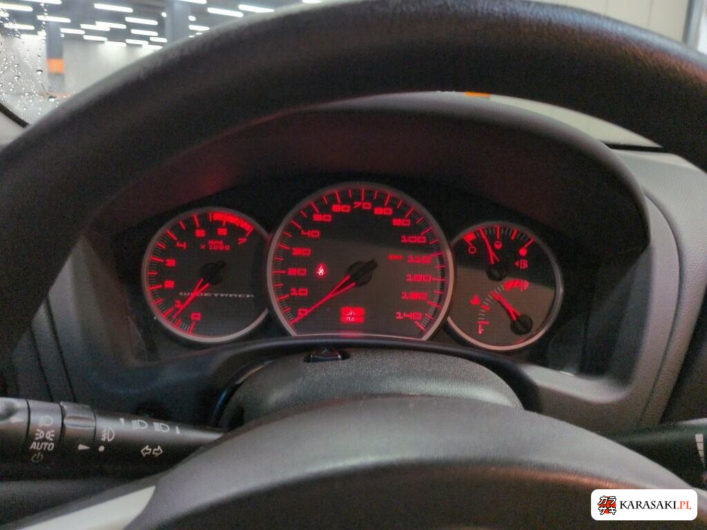 2005 Pontiac Grand Prix 4D 6