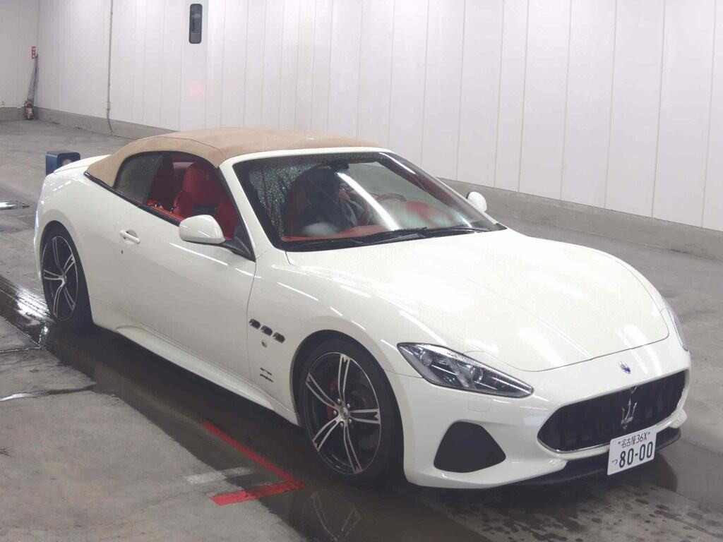 Maserati Grancabrio 2018 z aukcji japońskiej