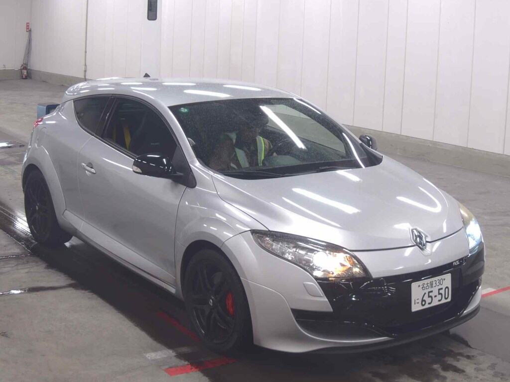 Renault Megane 2011 z aukcji japońskiej