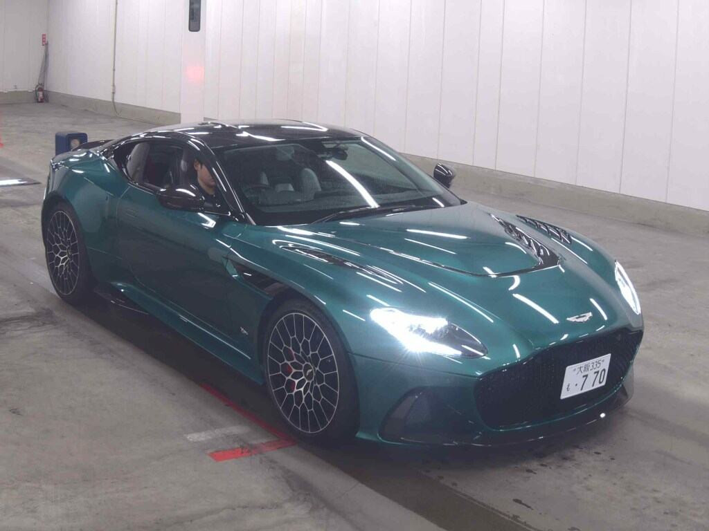 Aston Martin DBS 2024 z aukcji japońskiej