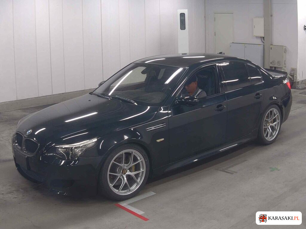 2007 BMW M5 4D 3
