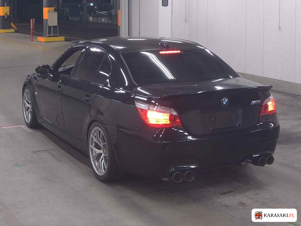 2007 BMW M5 4D 2