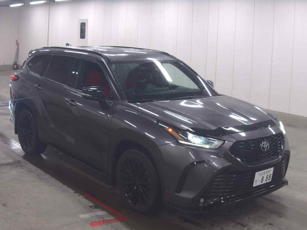 America Toyota Highlander 2022 z aukcji japońskiej