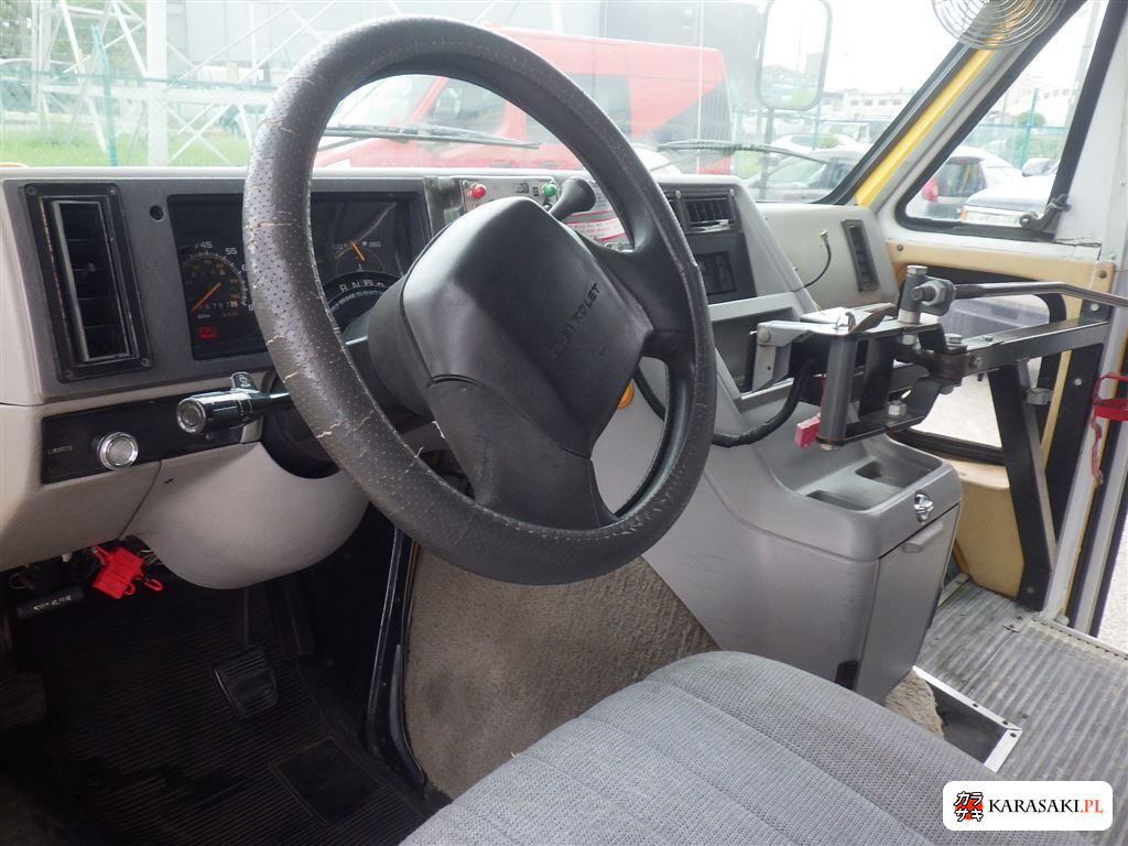 Chevrolet Chevyvan 4D 5