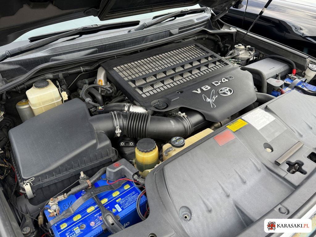 2011 Overseas Toyota 9