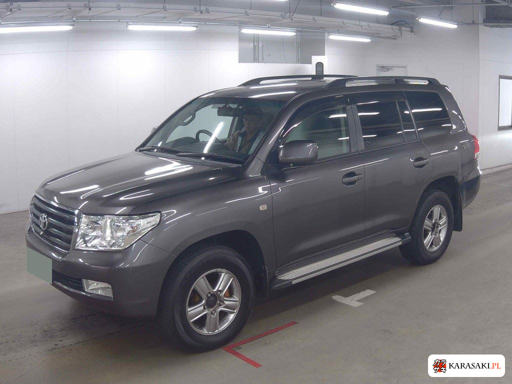 2011 Overseas Toyota 3
