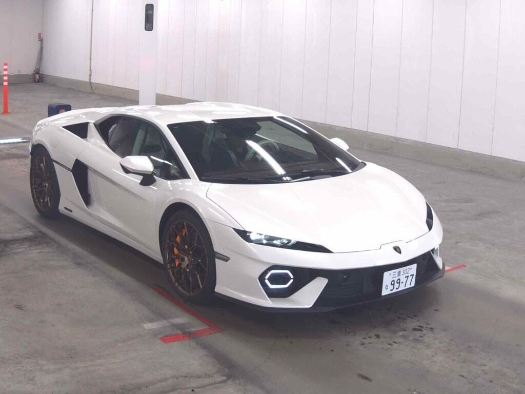 Lamborghini ZC40 2026 z aukcji japońskiej