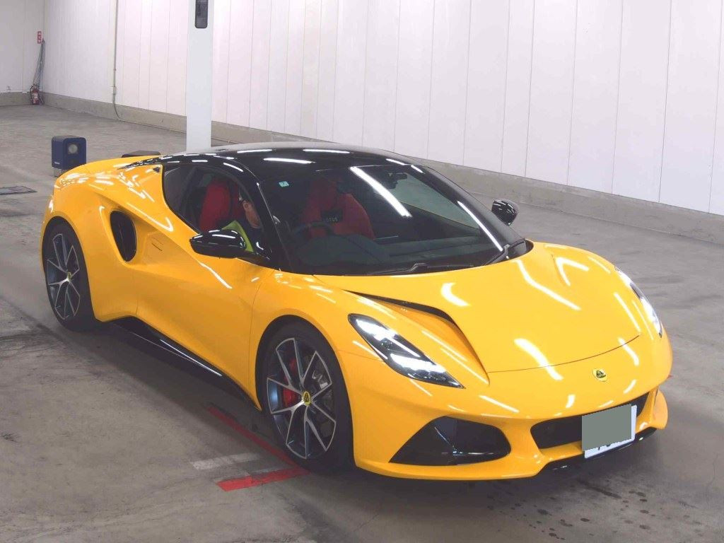Lotus 2024 z aukcji japońskiej