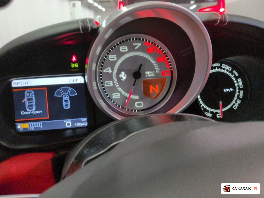 2015 Ferrari California T Base Grade 6