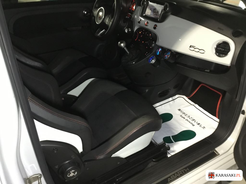 2014 Abarth 500 11