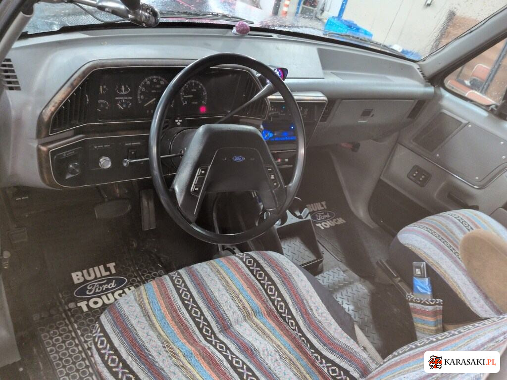 1990 Ford Bronco 4WD 5