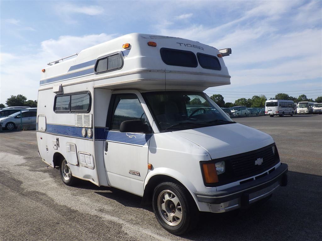 Chevrolet Astro 1994 z aukcji japońskiej