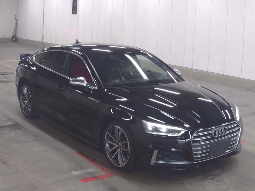 Audi S5 Sportback 2017 z aukcji japońskiej