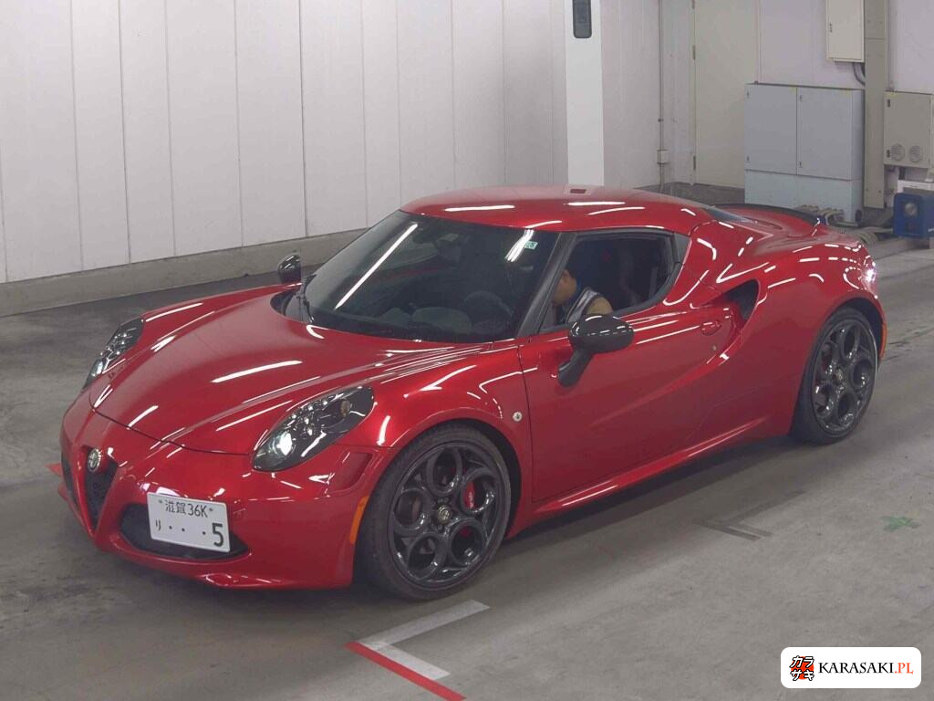 2015 Alfa Romeo 4C Launch Edition 3