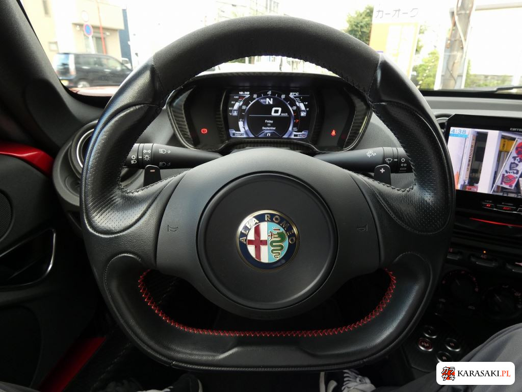 2015 Alfa Romeo 4C Launch Edition 7