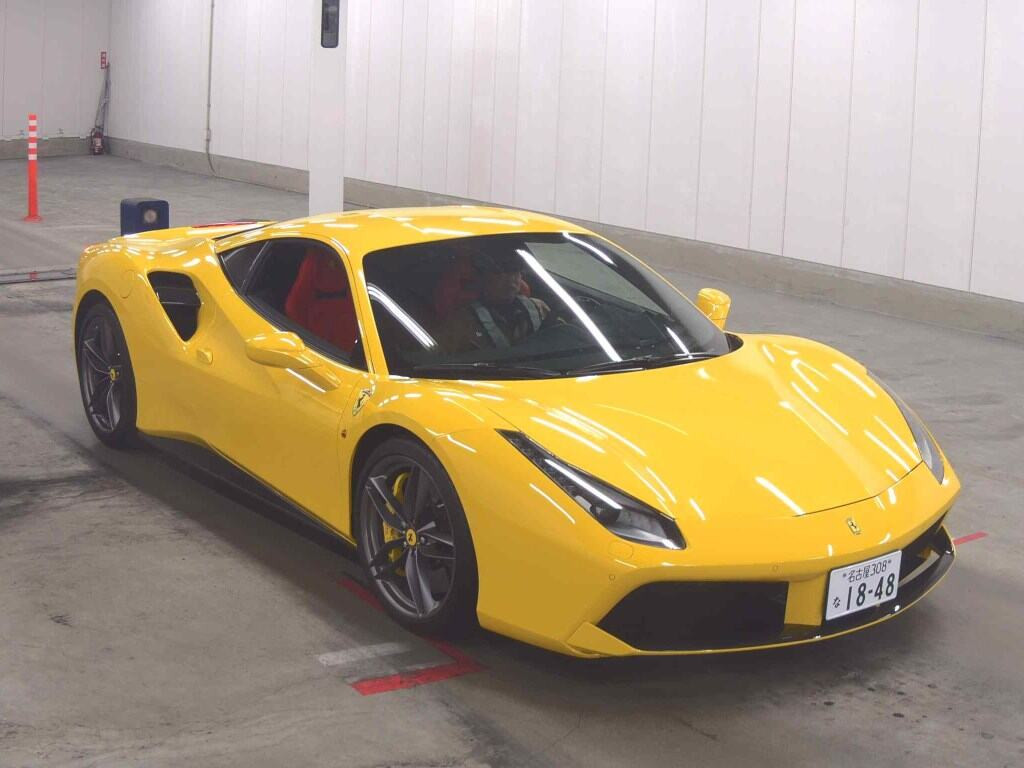 Ferrari 488 GTB 2018 z aukcji japońskiej