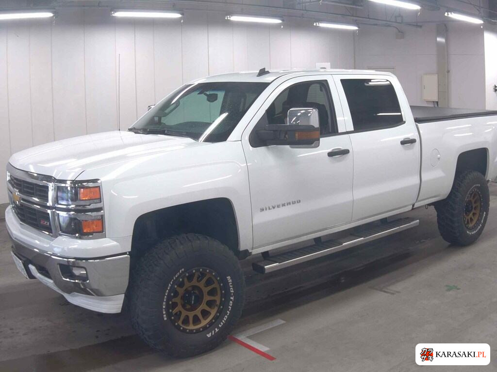 2022 Chevrolet Silverado 4D 4WD 3