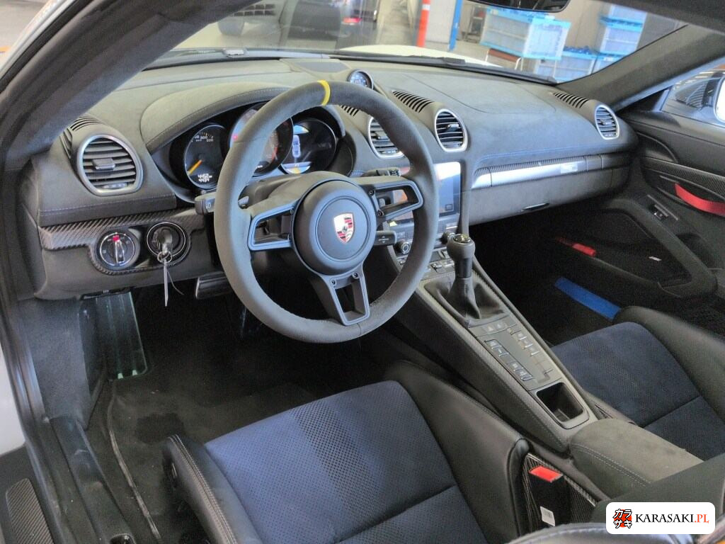 2025 Porsche 718 Cayman GT4 5