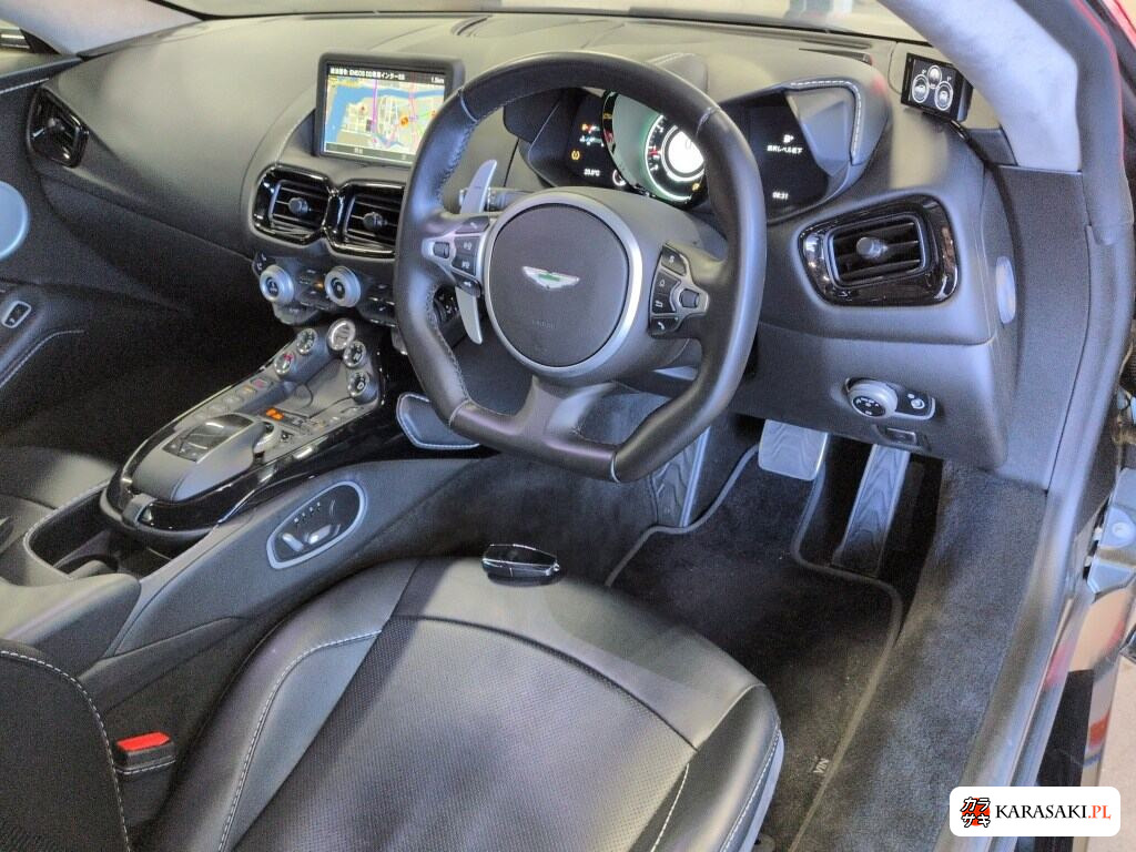 2019 Aston Martin Vantage 3D 5