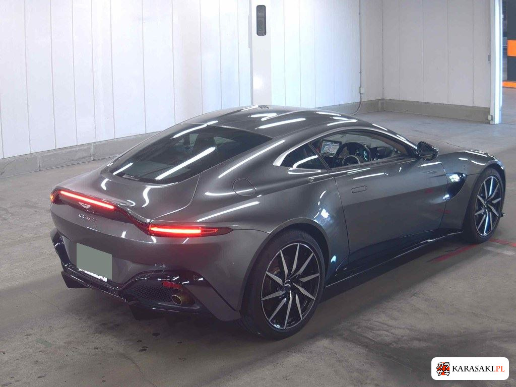 2019 Aston Martin Vantage 3D 4