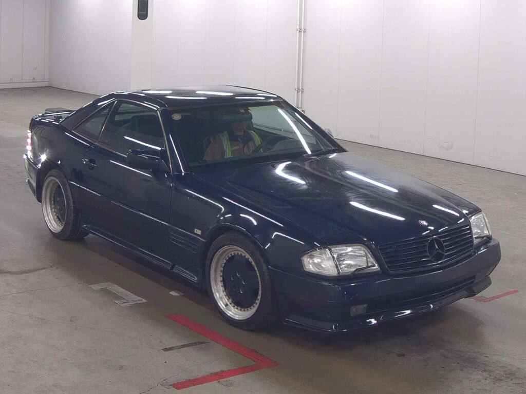 Mercedes-AMG 1993 z aukcji japońskiej