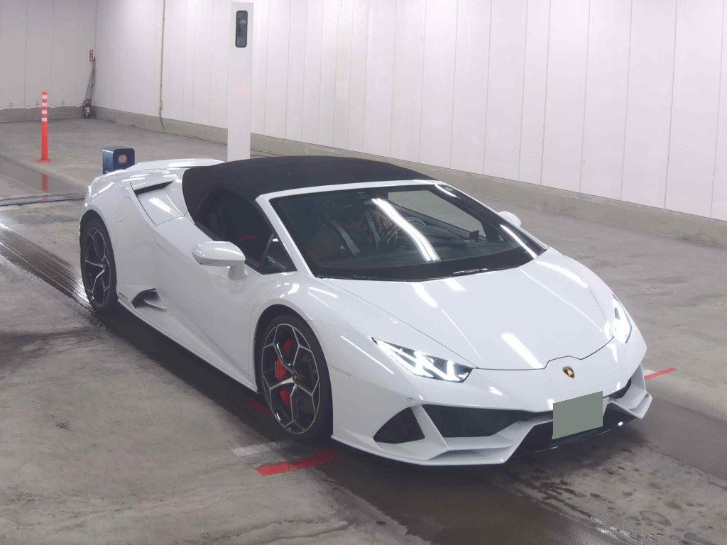 Lamborghini Huracan 2021 z aukcji japońskiej