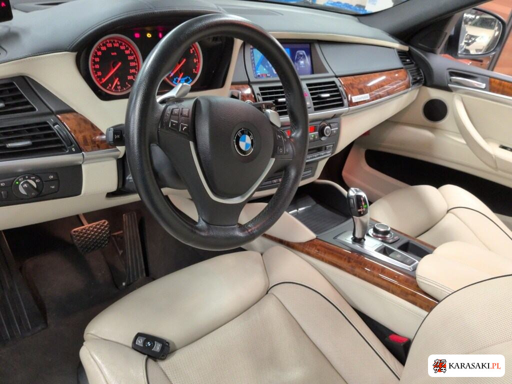 2010 BMW X6 4WD Active Hybrid 5